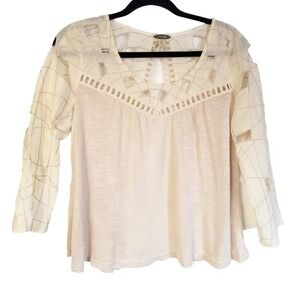 Bke artsy Top Size Small Cutout Butterfly Wing Back‎  beige
